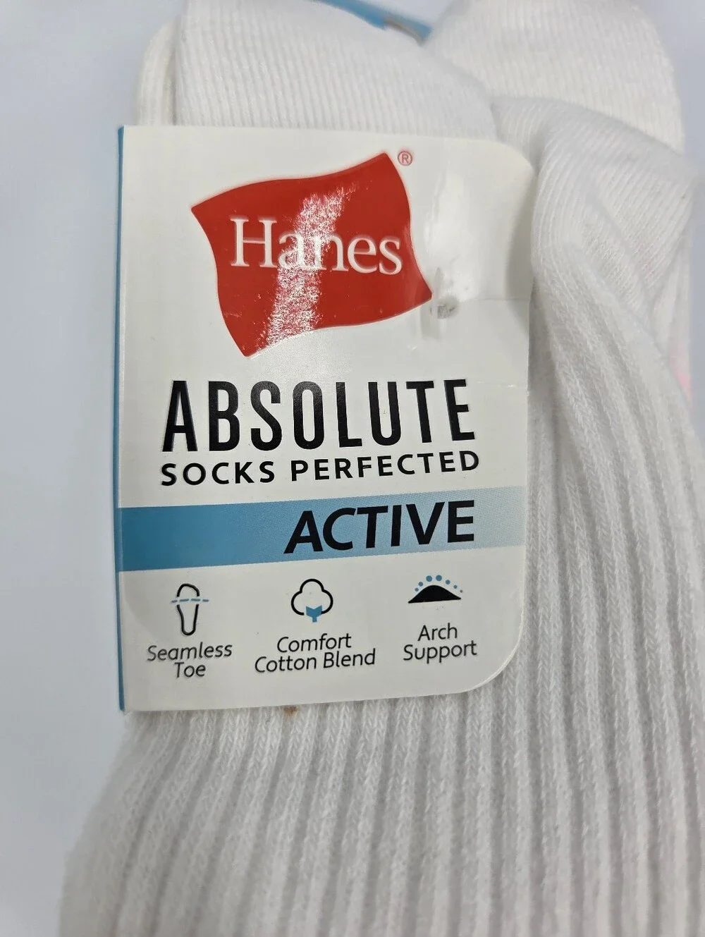 Hanes Womens White Crew Absolute Athletic Socks 4-Pack Shoe Size 5-9 Nwt